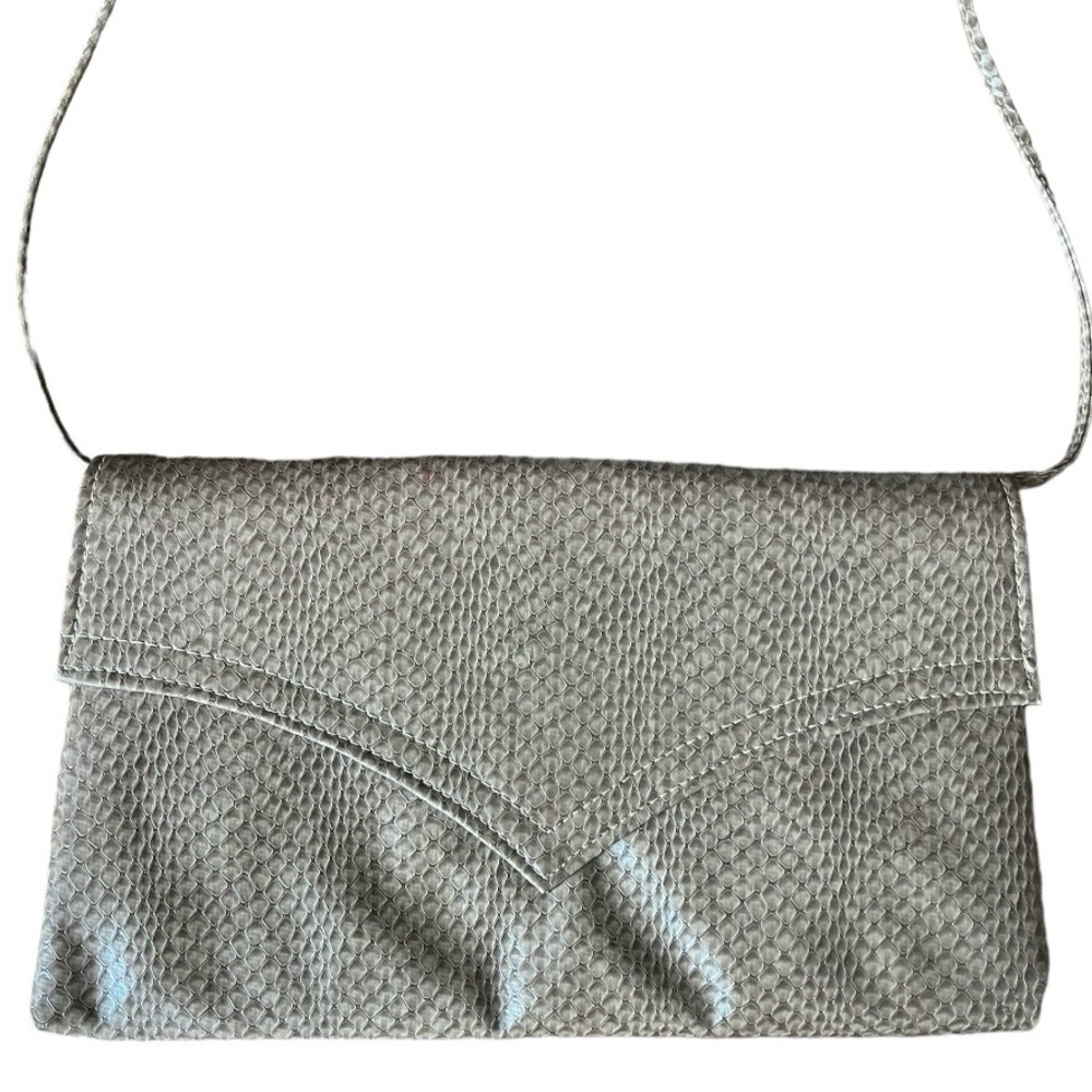 Vintage Late 70s Early 80s Faux Snakeskin Evening Bag Clutch in Taupe Gray Brown